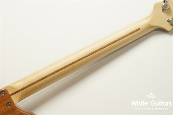 Border Custom 666 Quilted Maple Top Mahogany Back - Borabora Blue